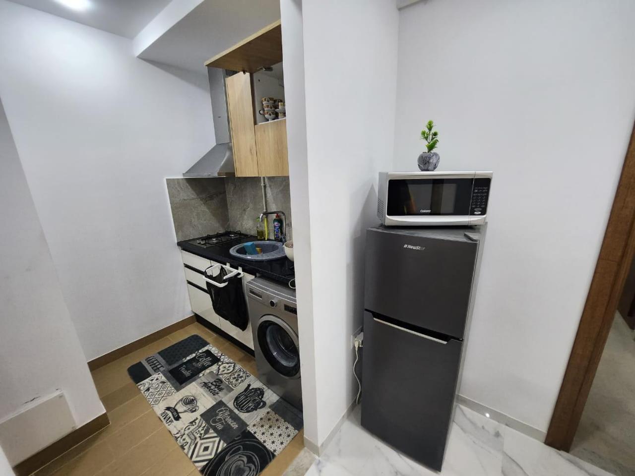 Appartement Elegant S1 Meuble Garde A Ariana -Tunis Extérieur photo